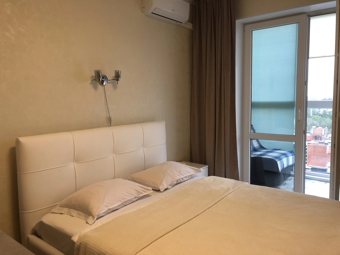 Апартаменты Современная Квартира Рядом с Верхним Озером