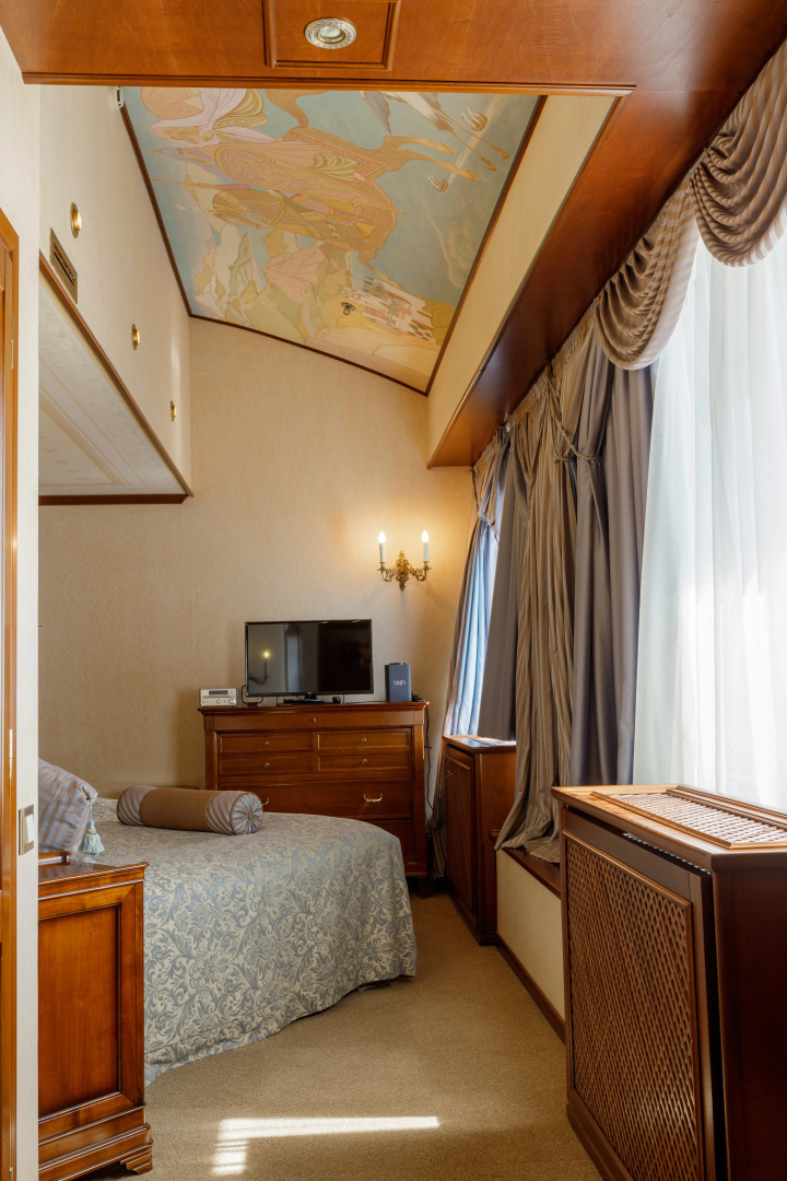 Отель Амбассадор