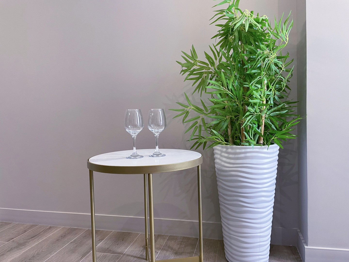 Апартаменты Навагинская 11