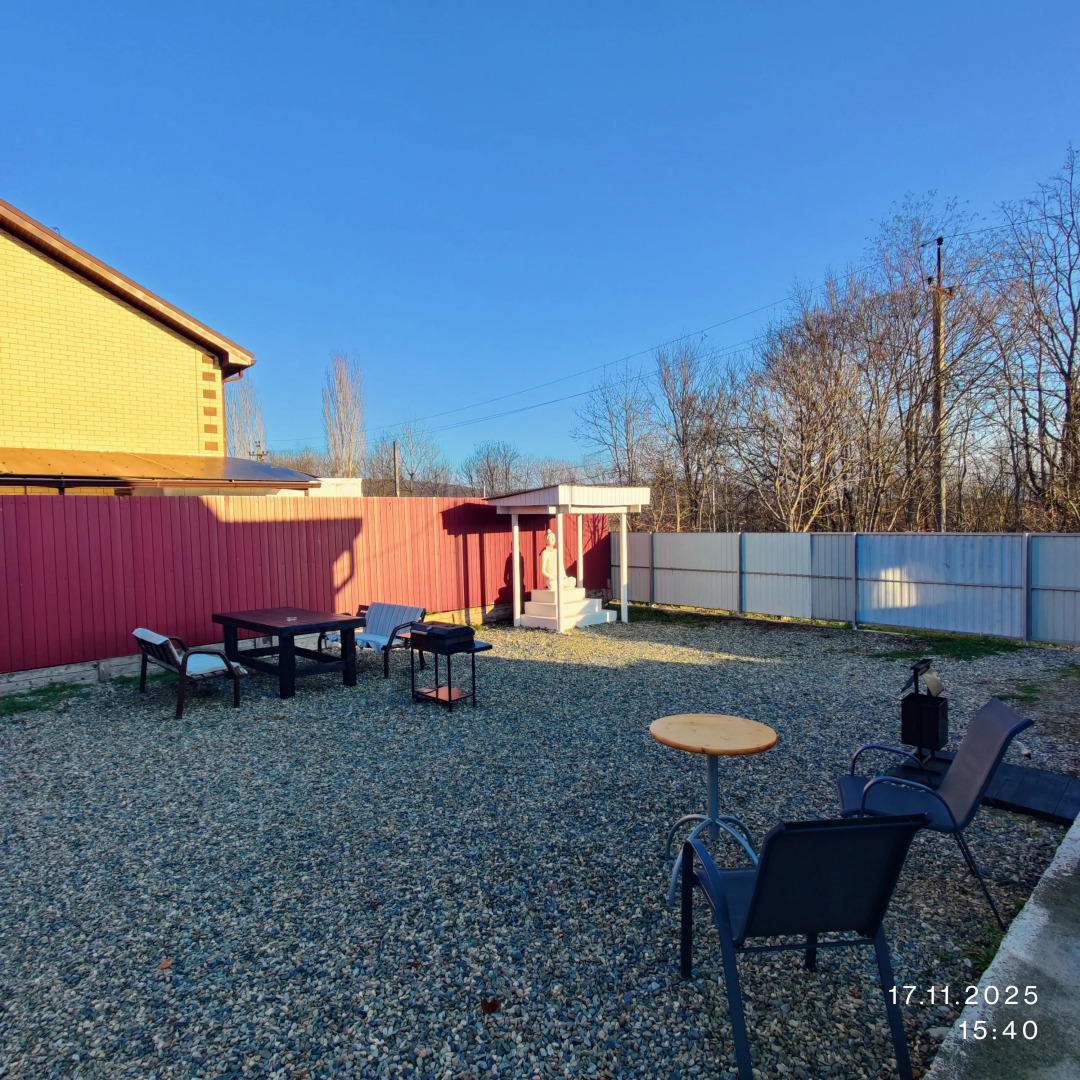 Частный дом Дом у термальных источников 2