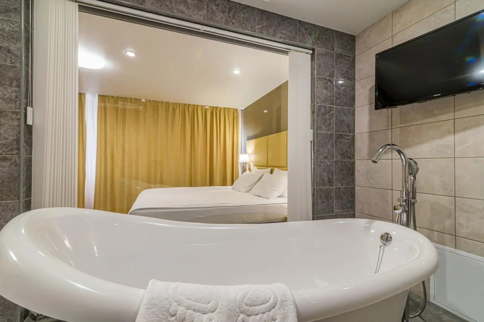 Отель Амакс Отель Омск