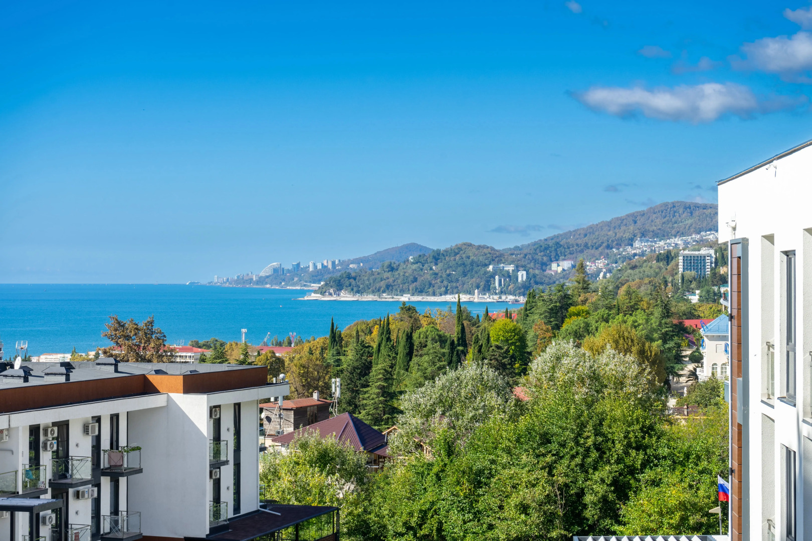 Квартира Дизайнерская студия на закрытой территории рядом с бассейном