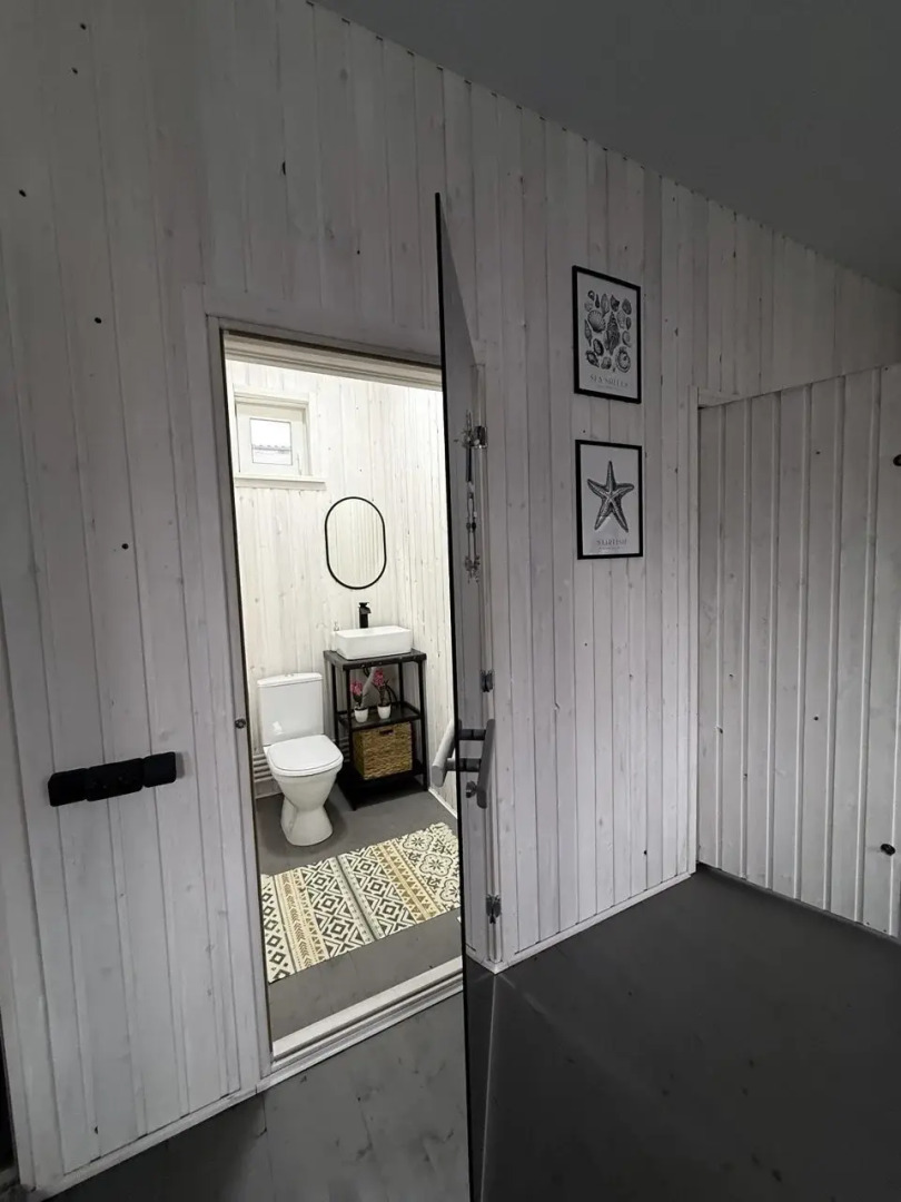 Частный дом уютный с баней и мангальной зоной в центре