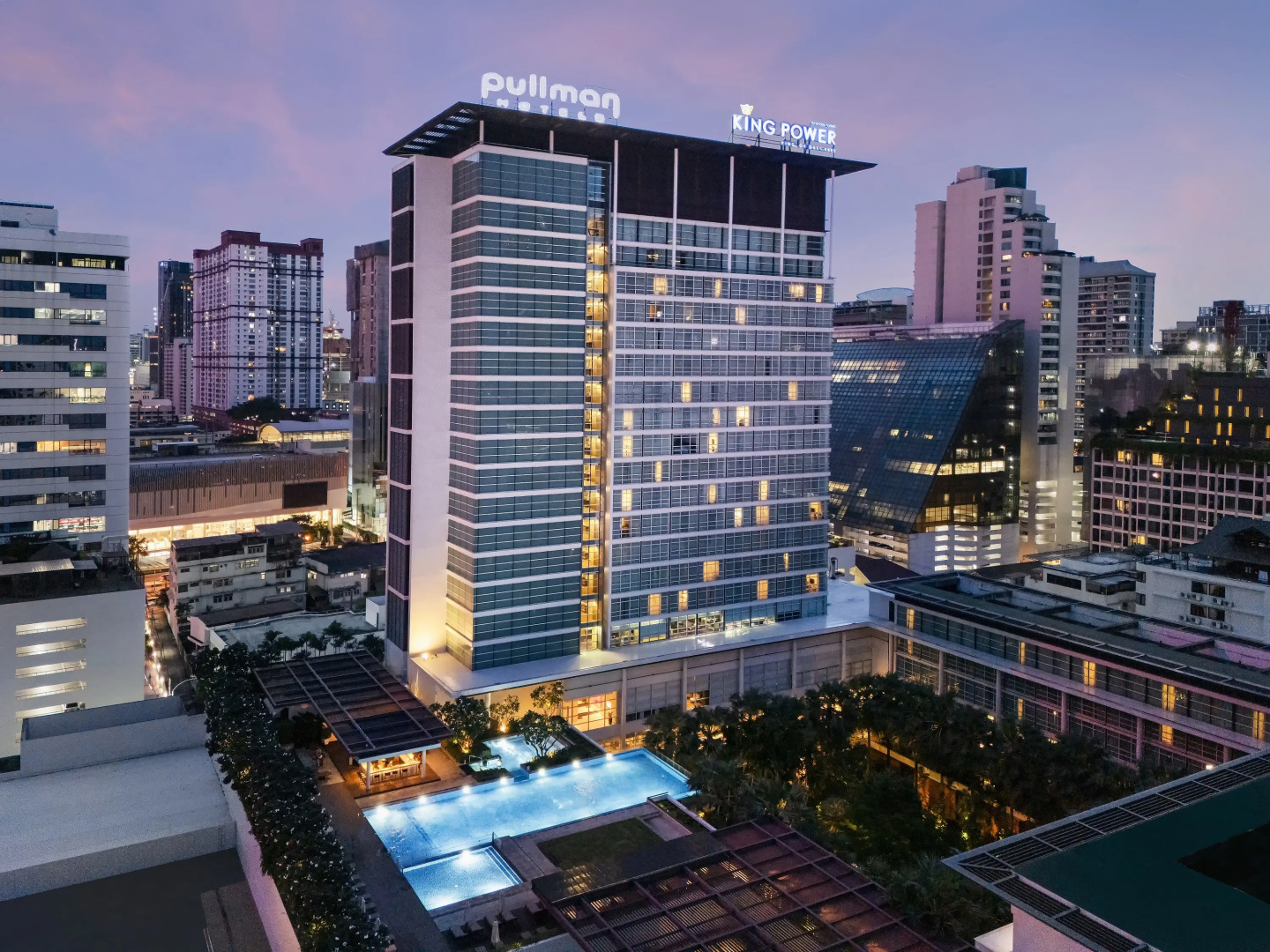 Отель Pullman Bangkok King Power