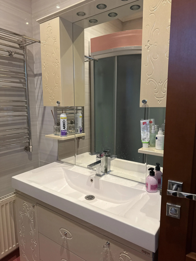 Частный дом Дом в Истре