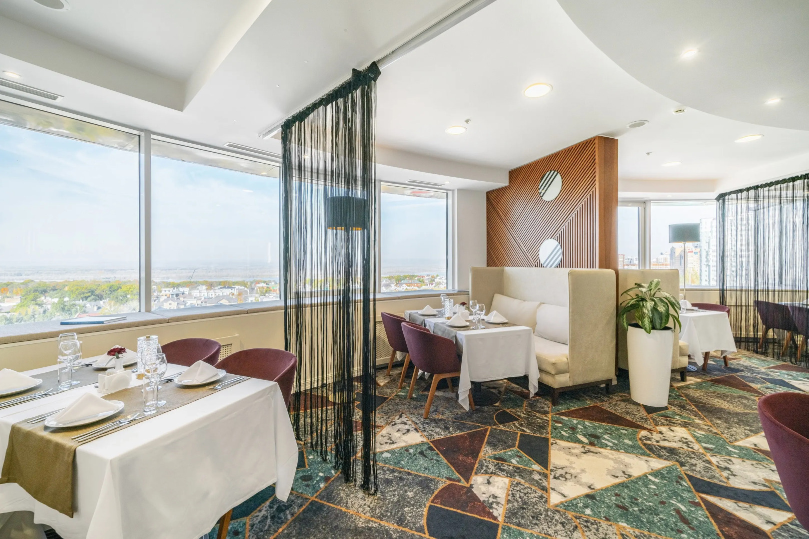 Отель Реальянс Самара (ex Ренессанс Самара)