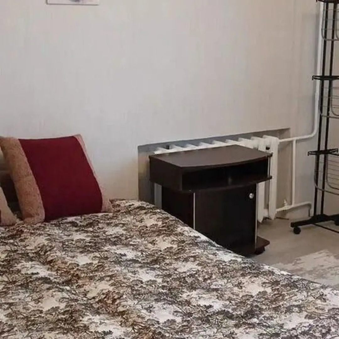 Квартира на Солунина 1