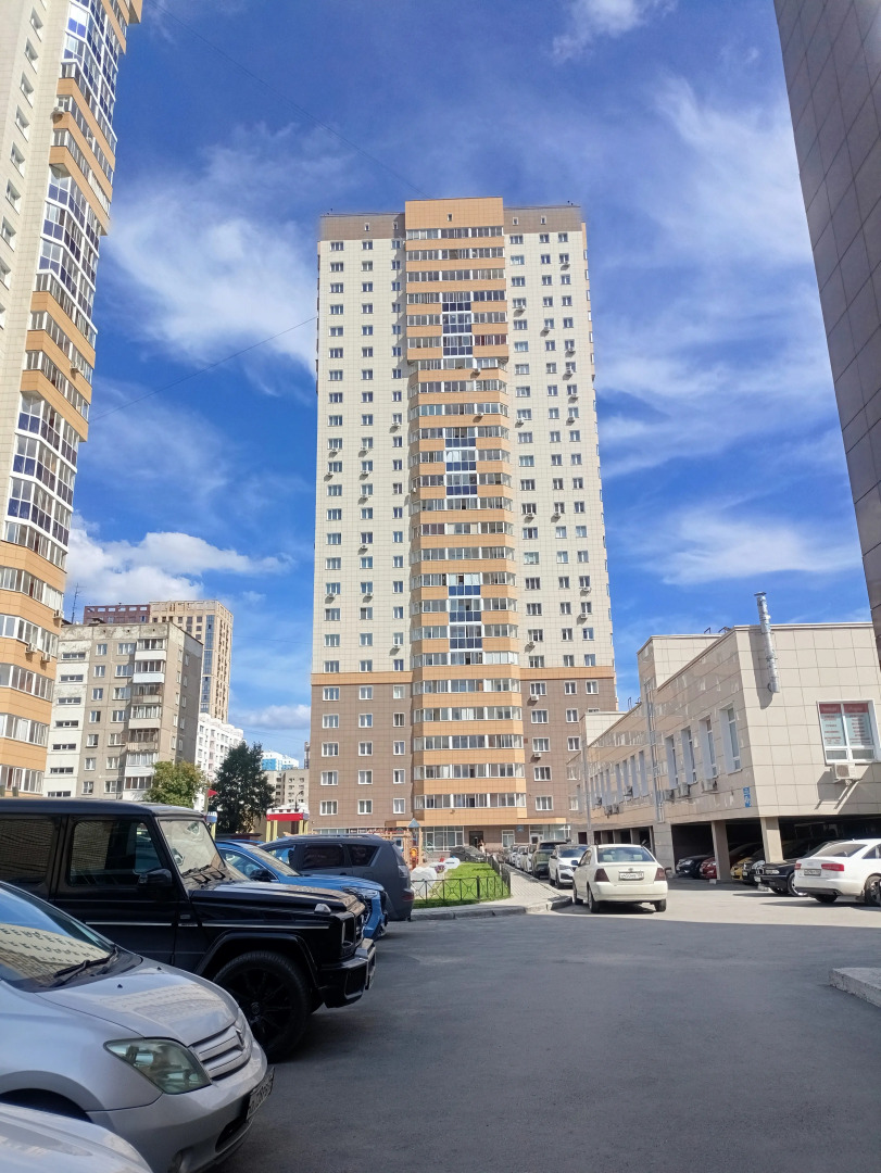 Апартаменты Фрунзе 49 этаж 20