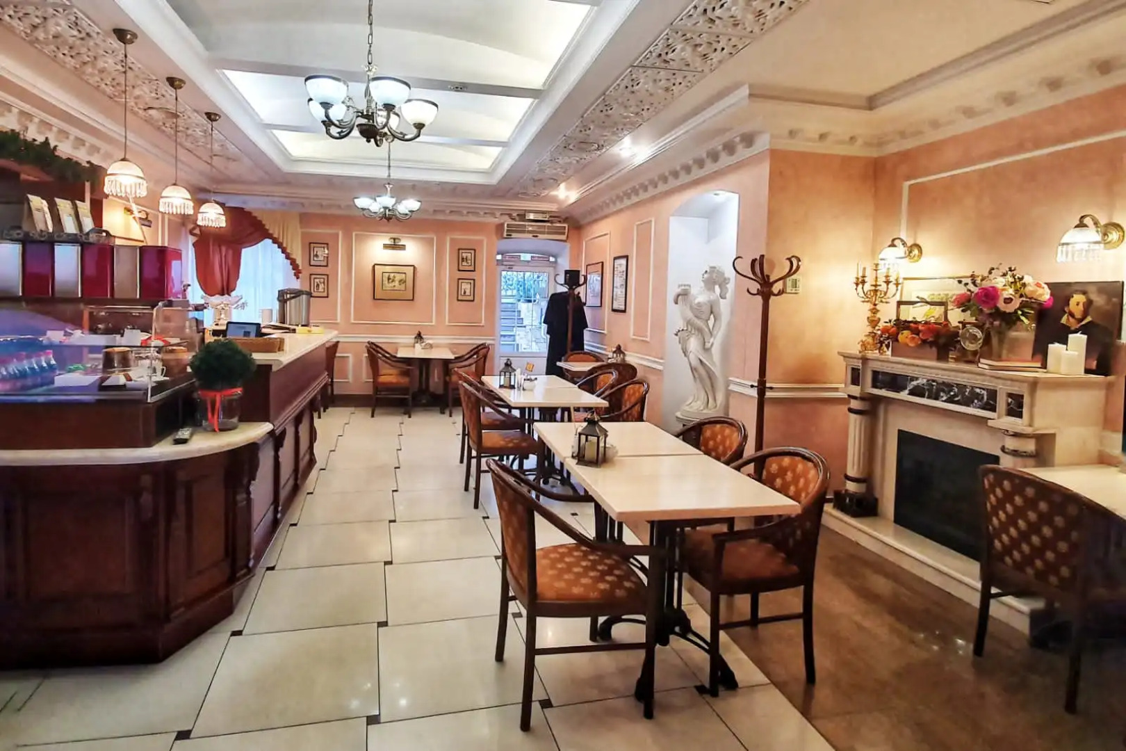 Отель Онегин