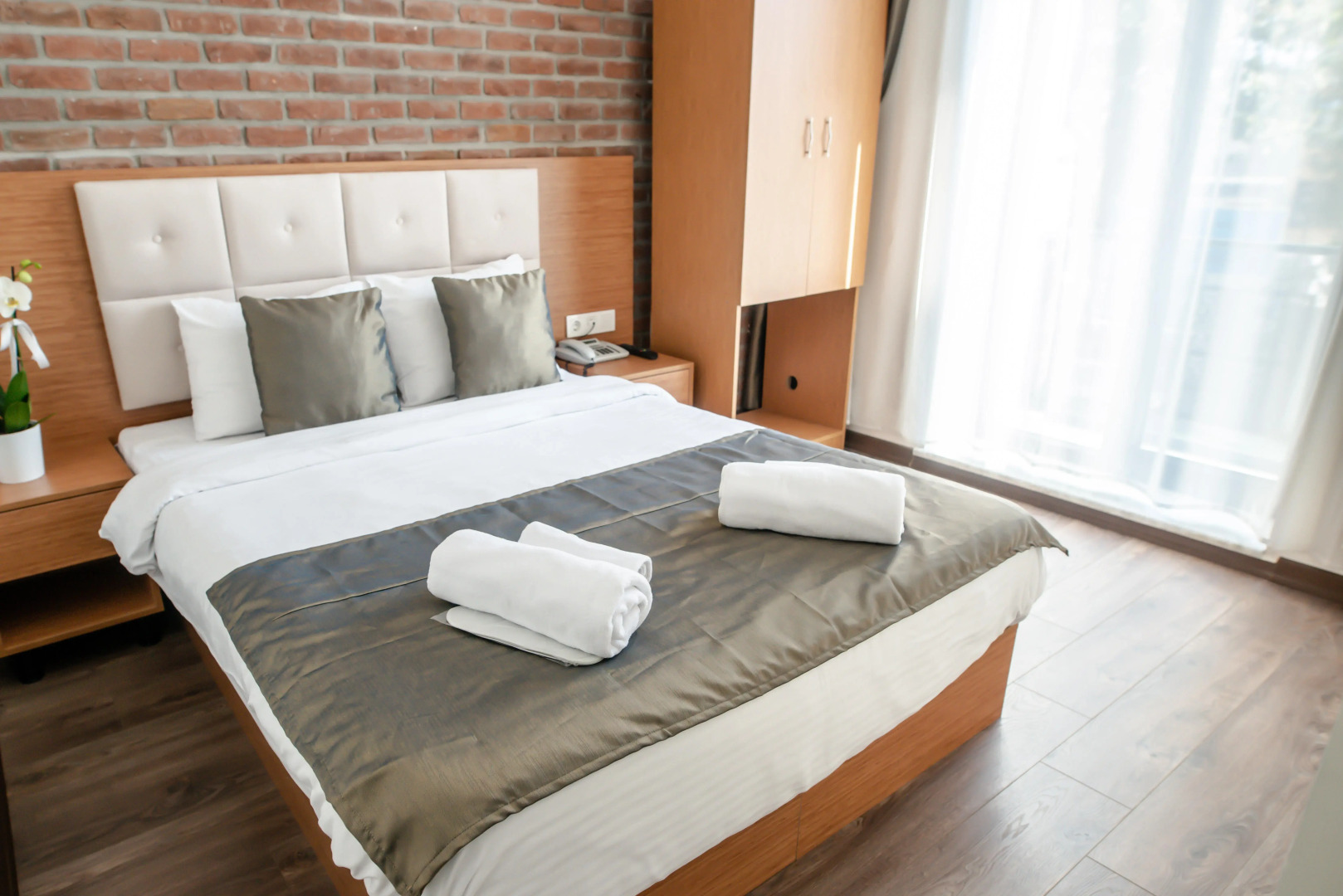 Отель The Camelot