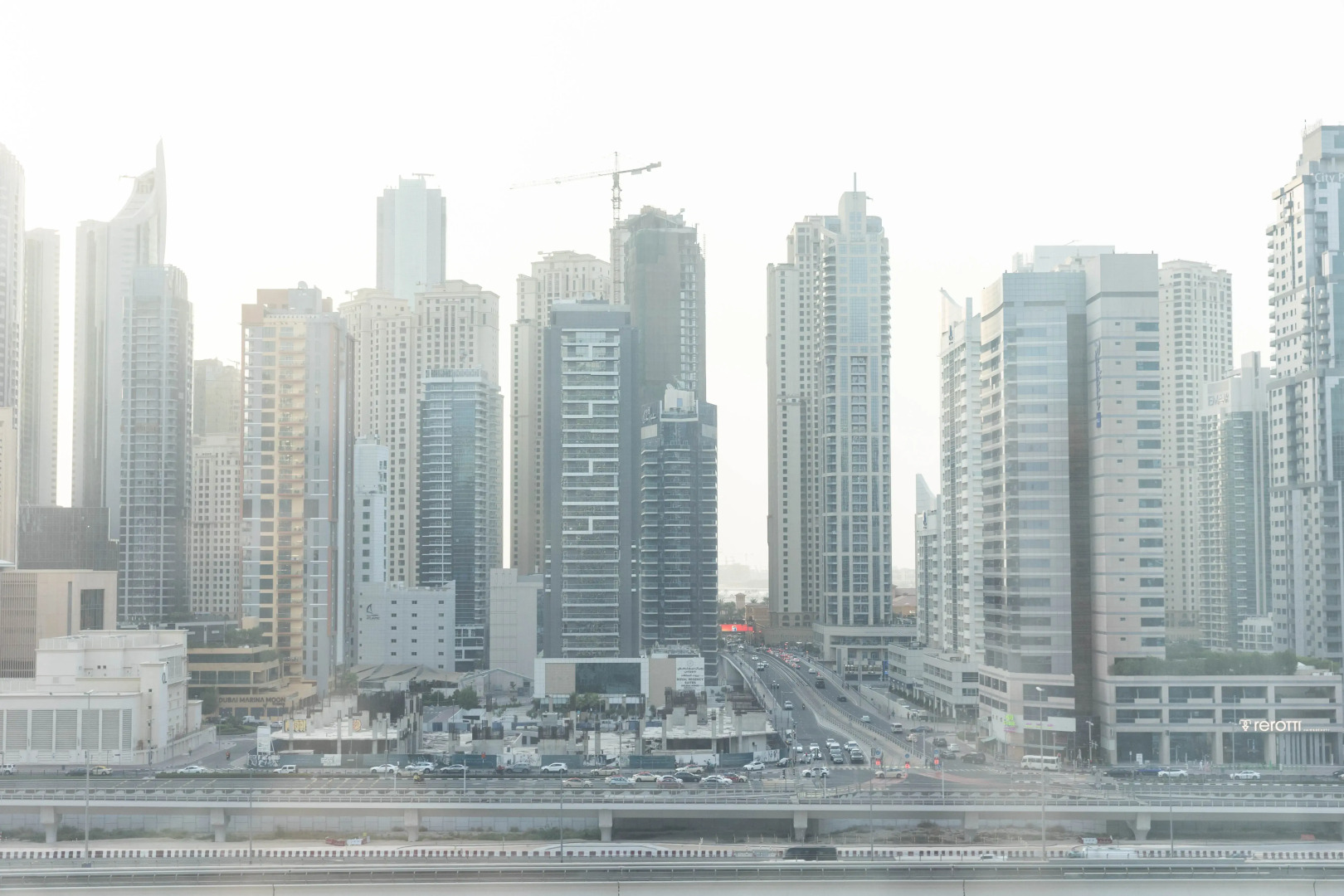 Апартаменты Welcome Home in Armada Tower 3