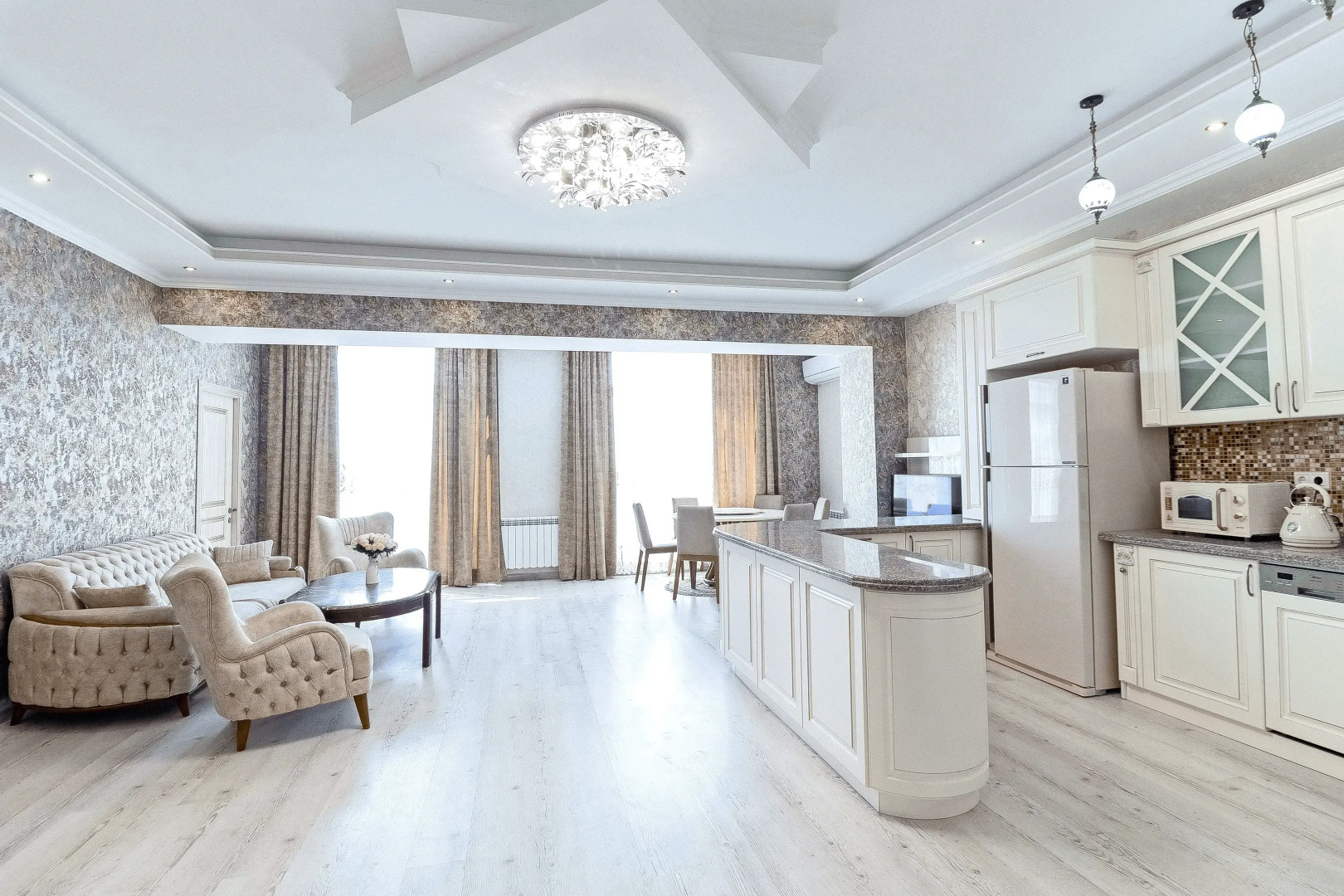 Апартаменты on Buzand Str. 13-109/1