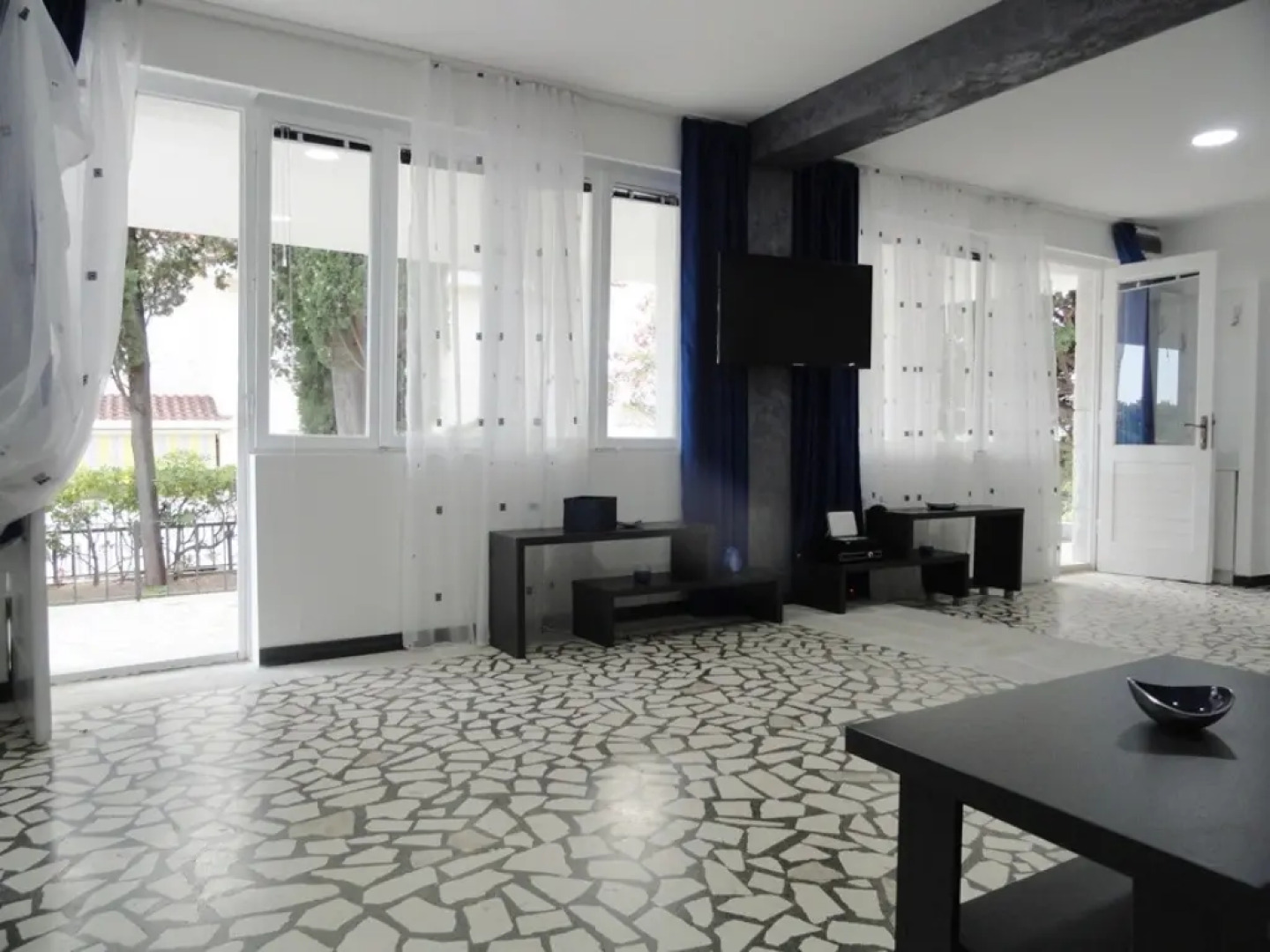 Гостевой Дом The house with pool in Petrovac