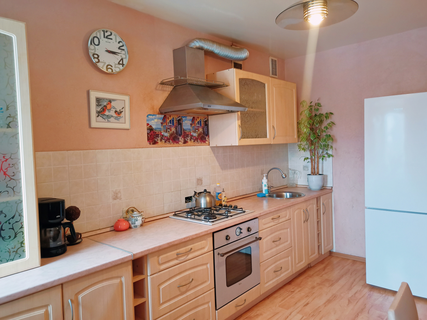 Апартаменты на Трефолева 12а