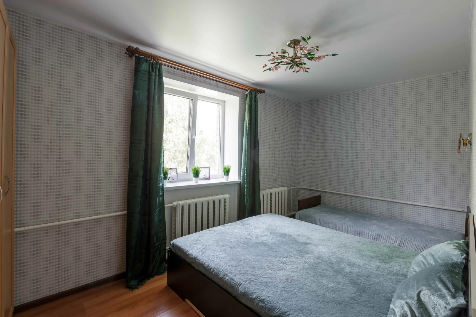 Квартира SmolSutki Ново-Чернушенский переулок 1/2 (2комн)