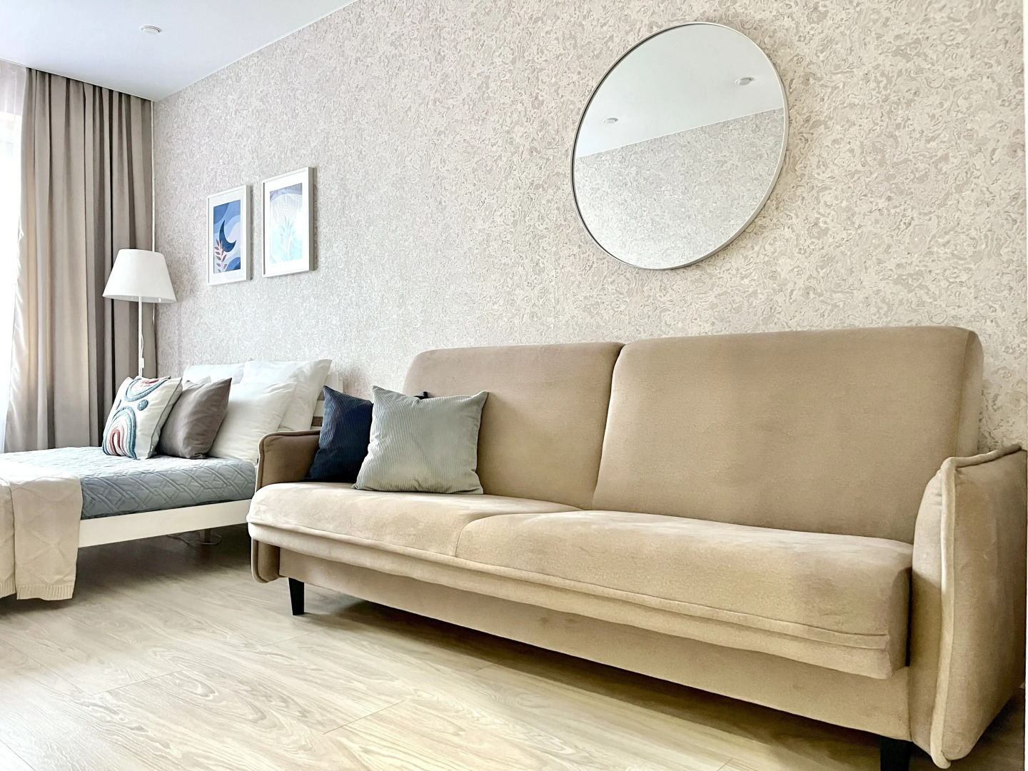 ApartMari Люкс в самом центре на берегу Замкового пруда