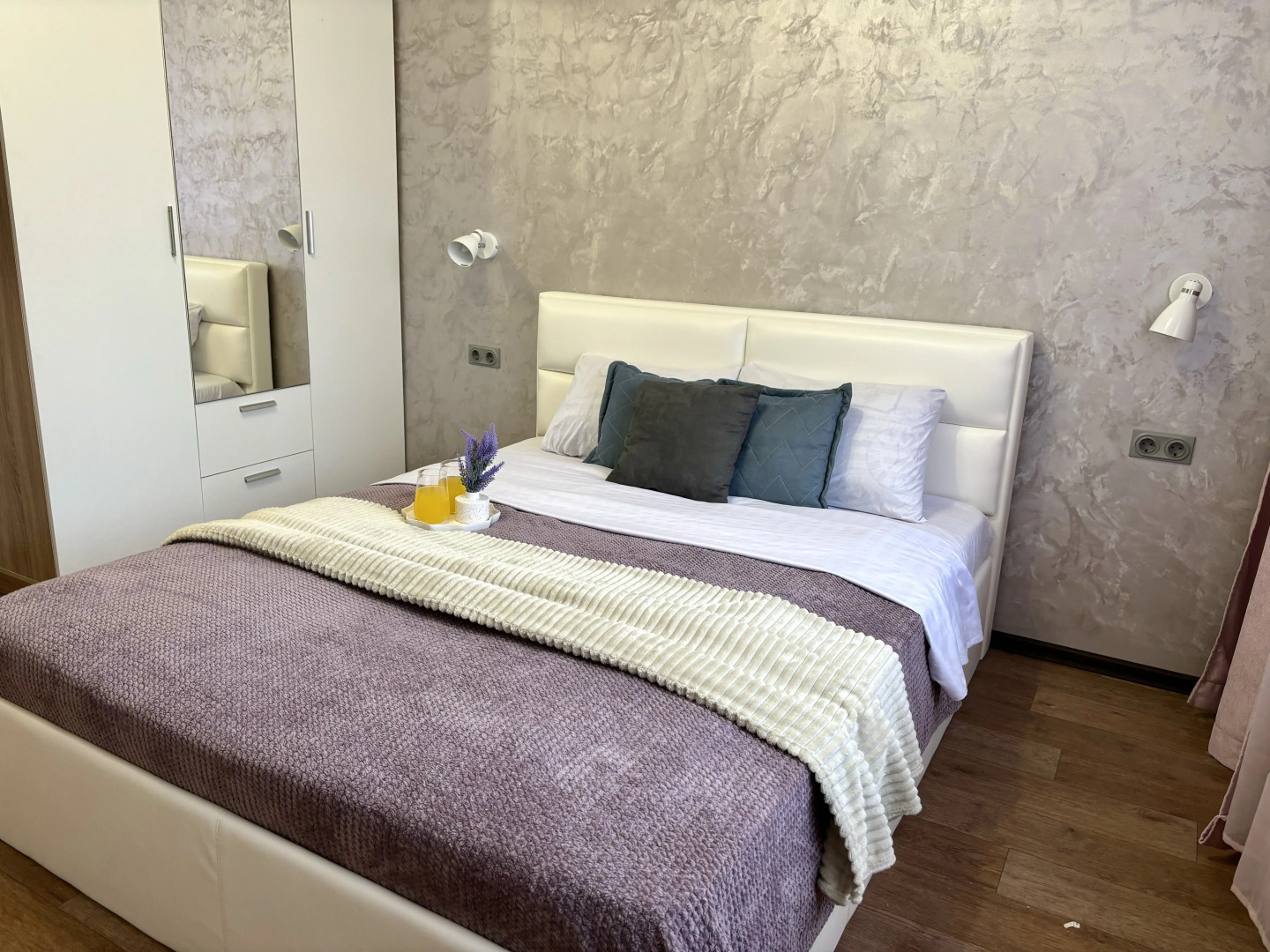 Квартира Уютная Просторная в Дзержинском Районе