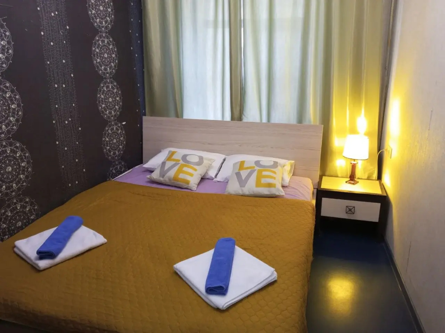 Меблированные комнаты At Home