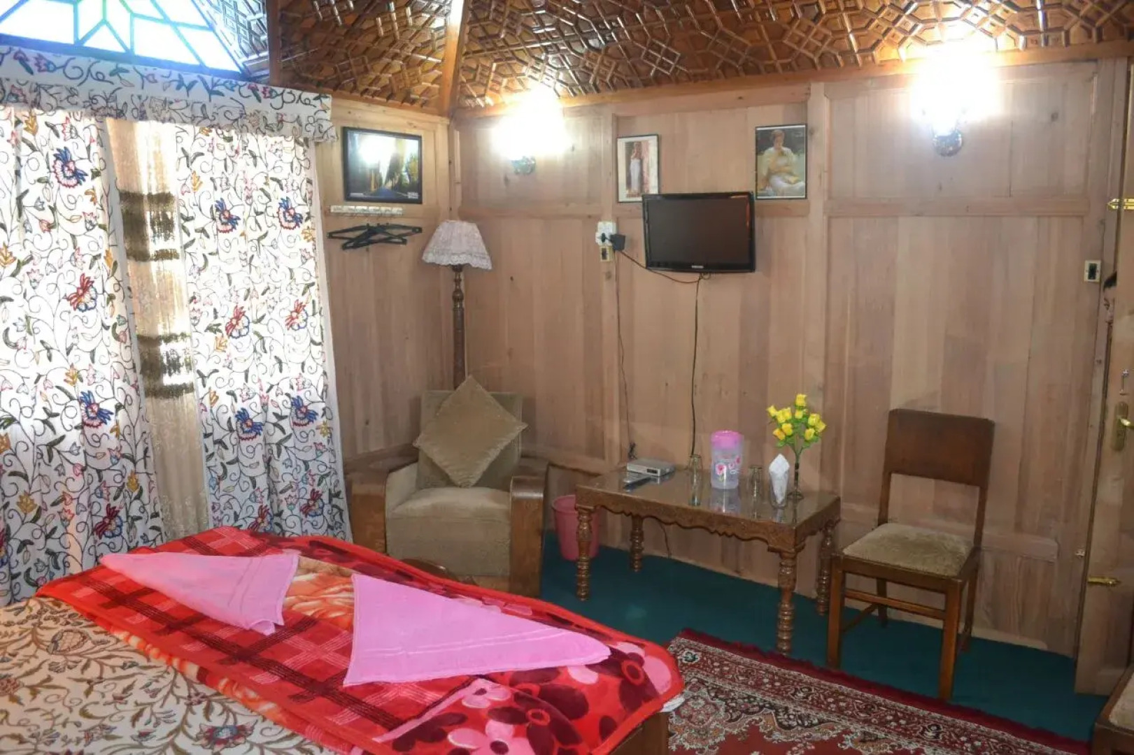 Отель Houseboat Sweetstar