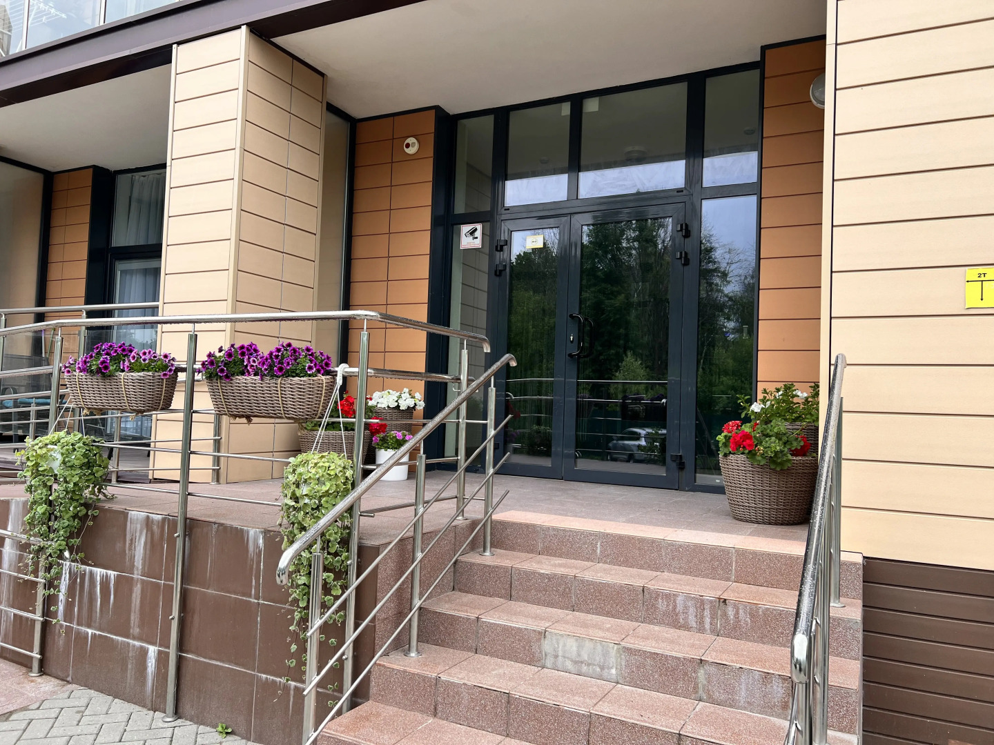 Апартаменты на улице Верещагина 12