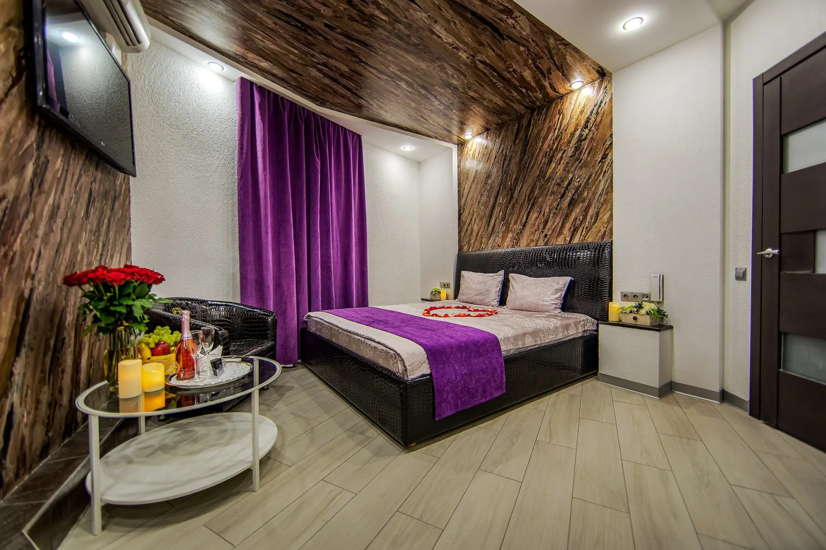 Отель Алекс на Проспекте Маршала Жукова