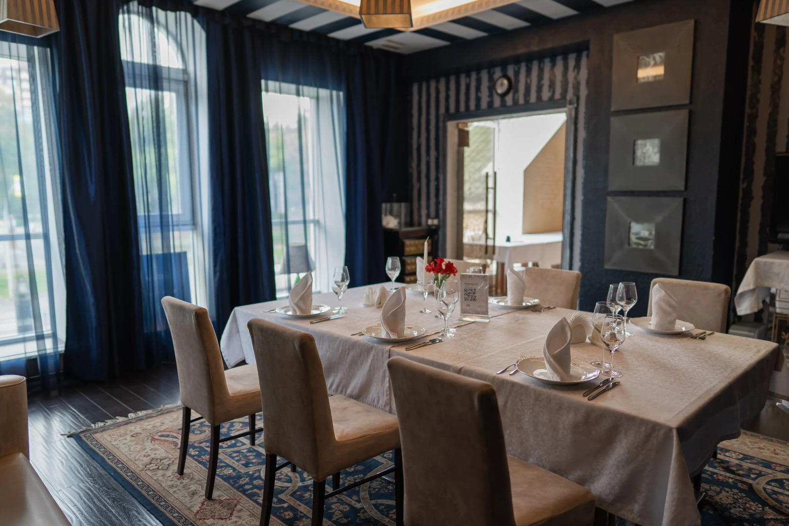 Отель Алмаз