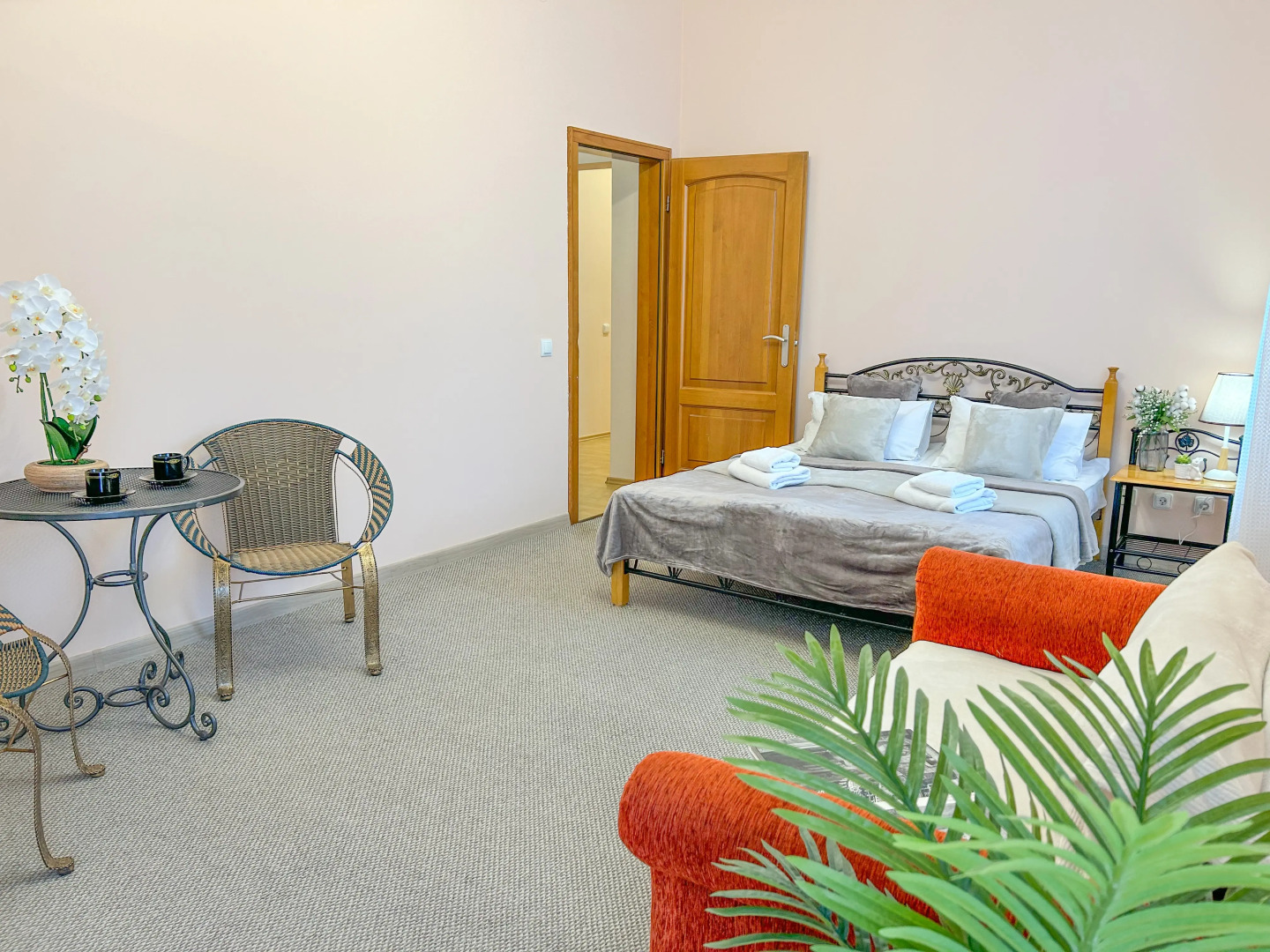 Апартаменты Sunny Svetlogorsk 6 с двумя спальнями