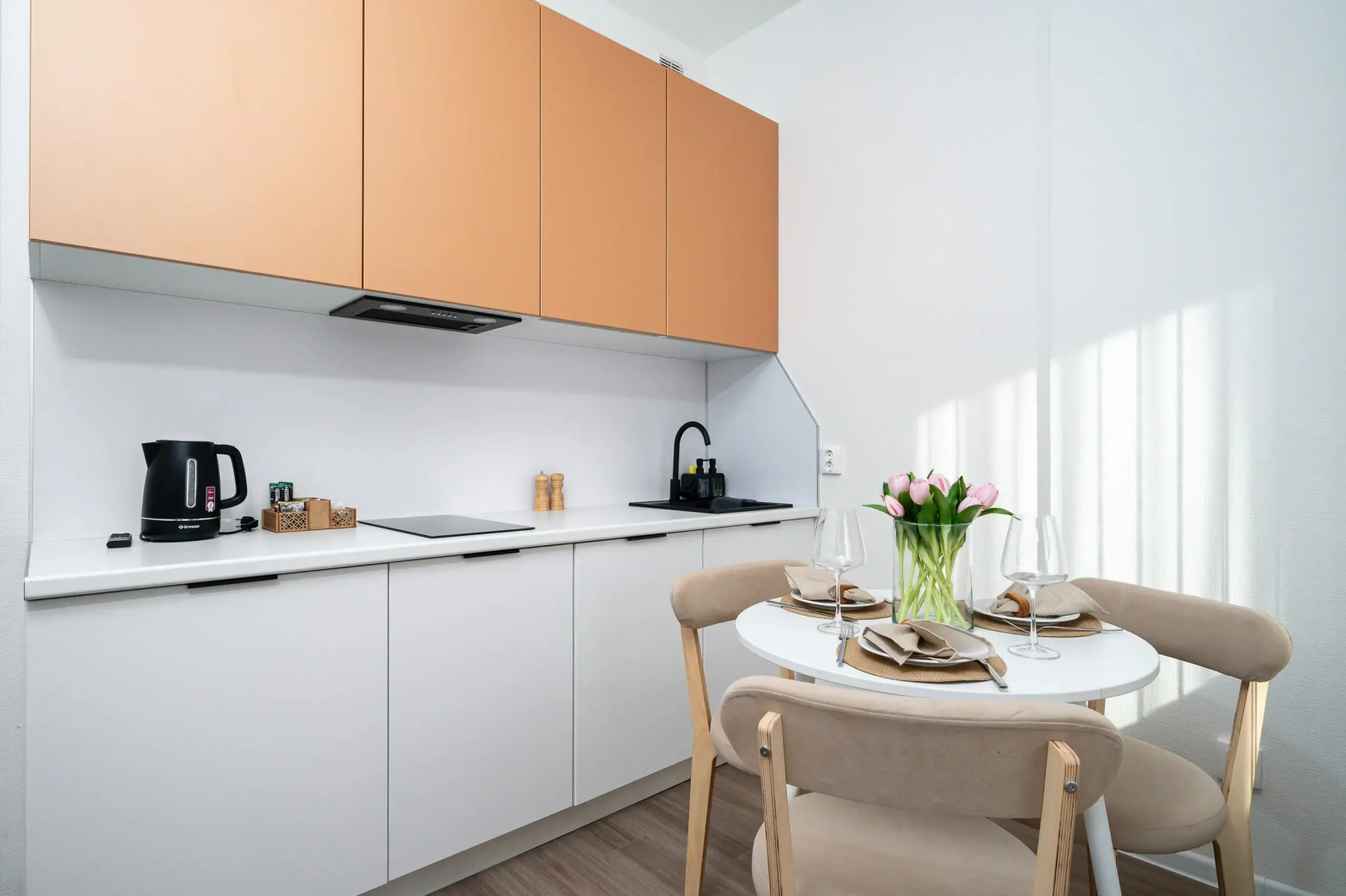 Апартаменты на Октябрьской набережной