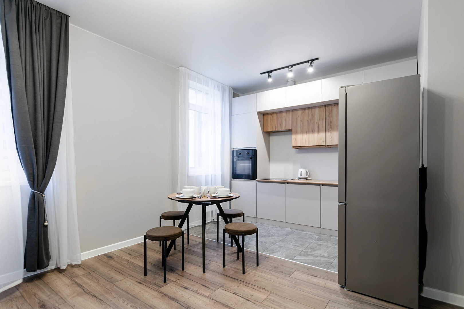 Апартаменты АрендаГрад на Римском