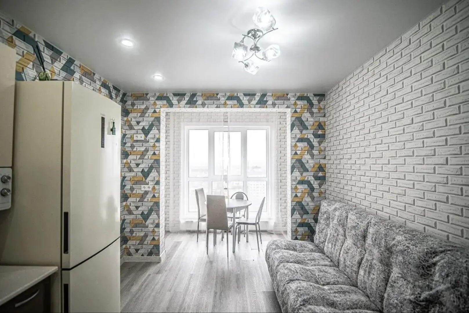 Квартира по улице Поповича 11