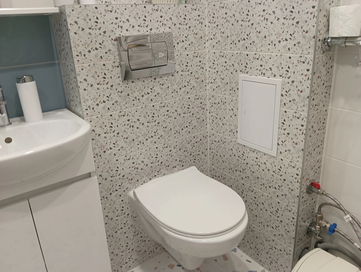 Квартира Евро-двушка с видом на Ангару в бизнес-классе ЖК СИБИРЯКОВ