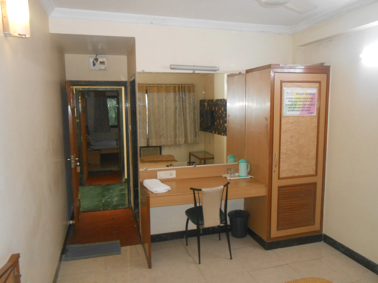 Отель Pooja International