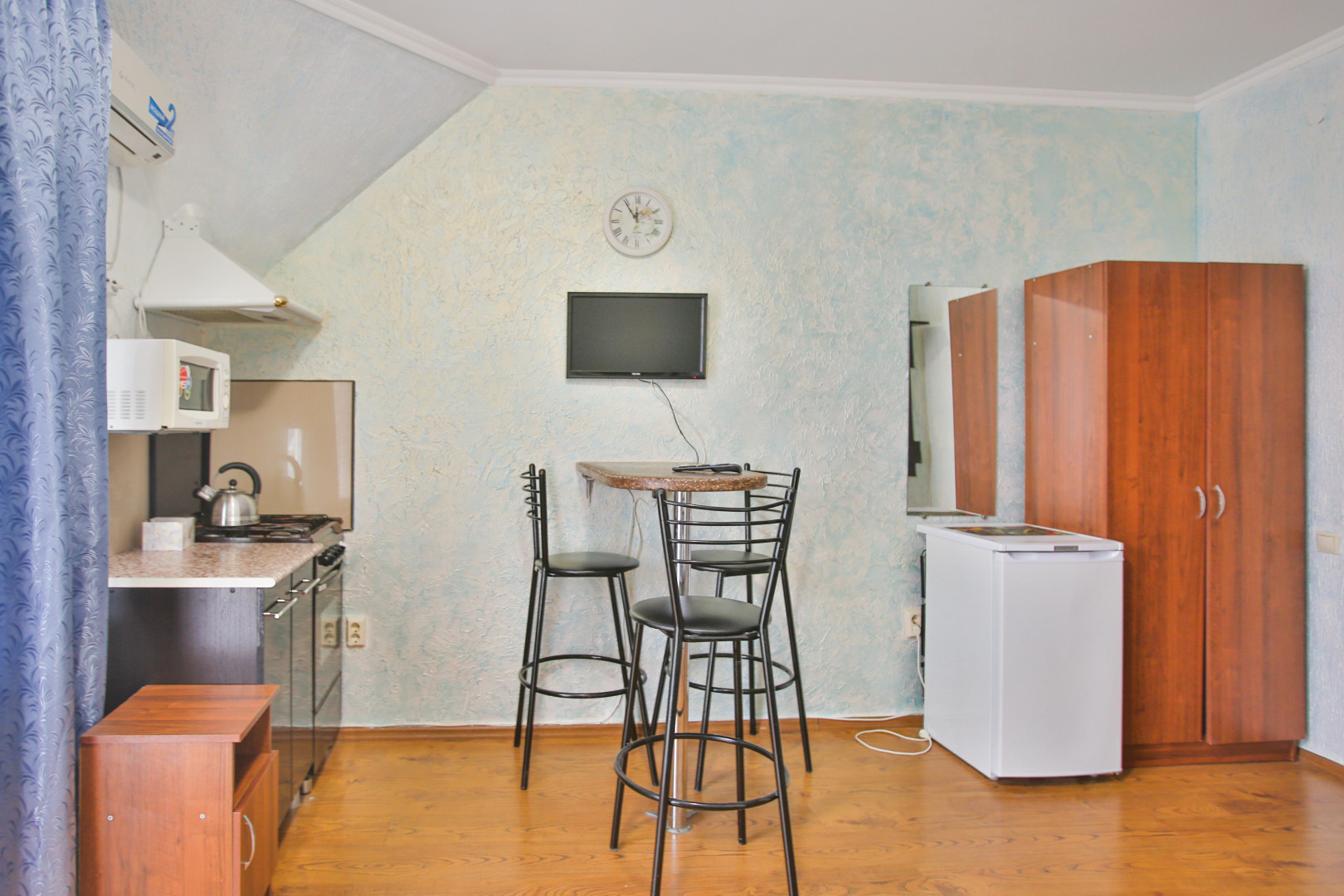 Апартаменты на Апрельской