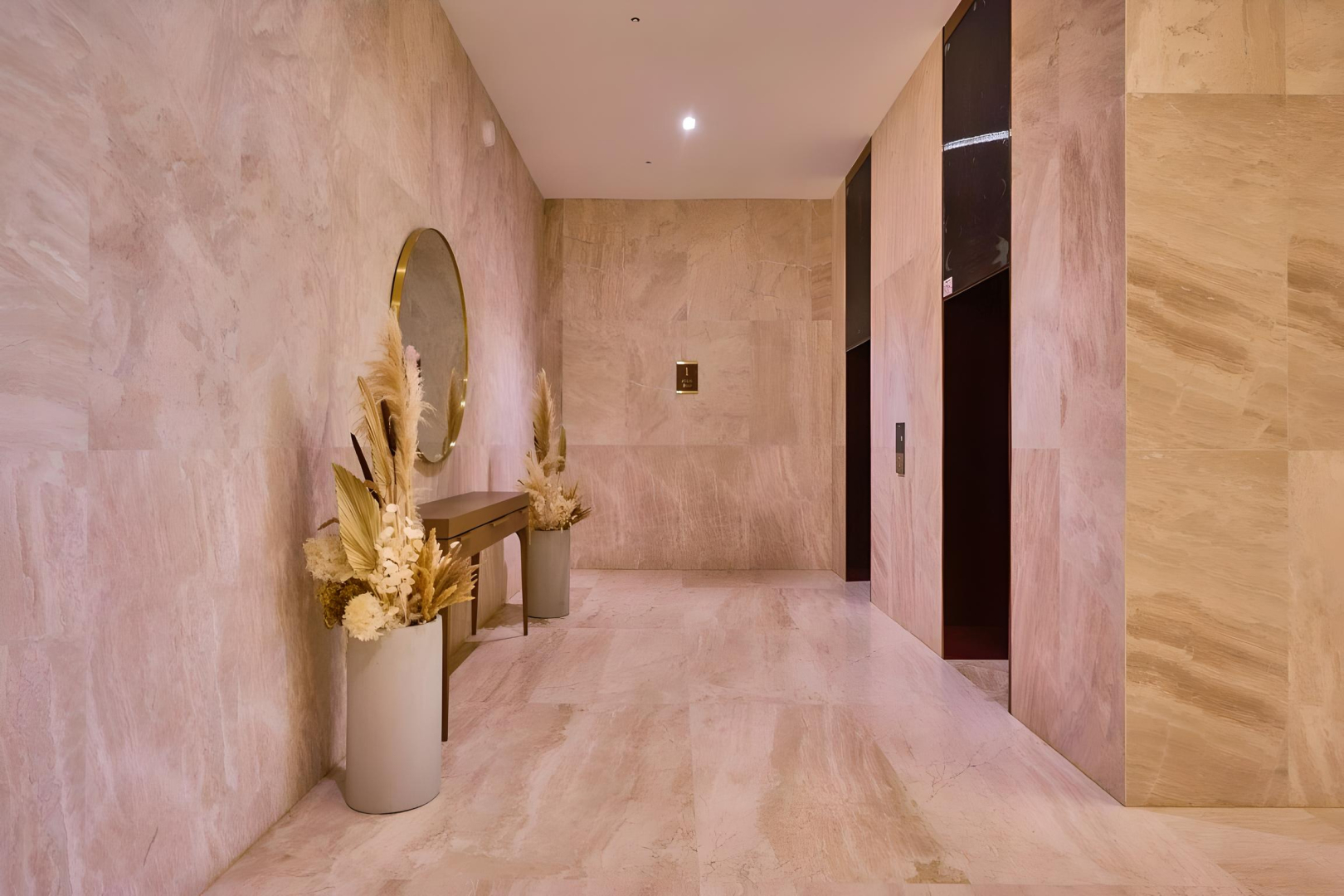 Апартаменты Grand Palace 1031