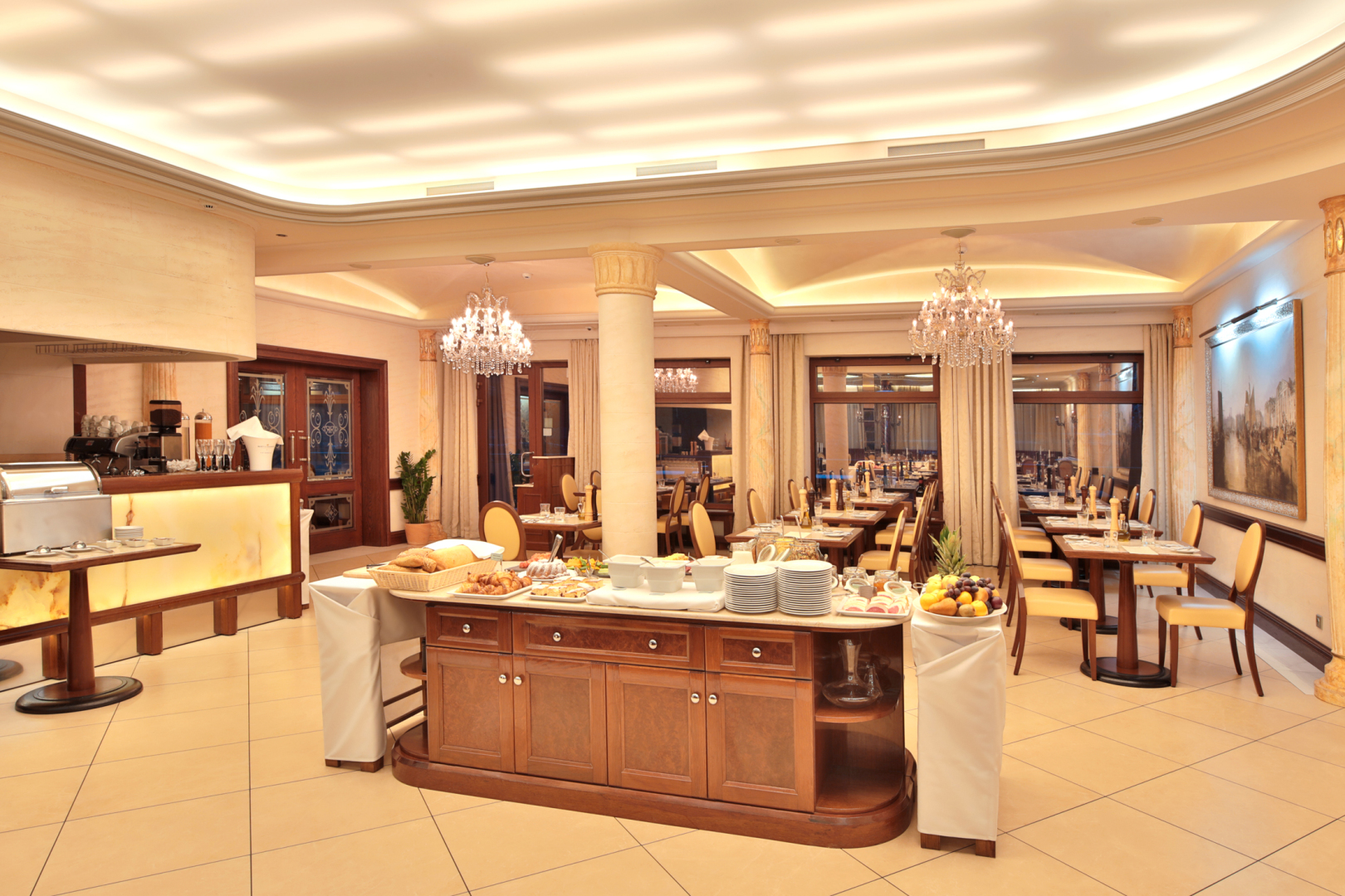 Resort Retro Riverside Wellness