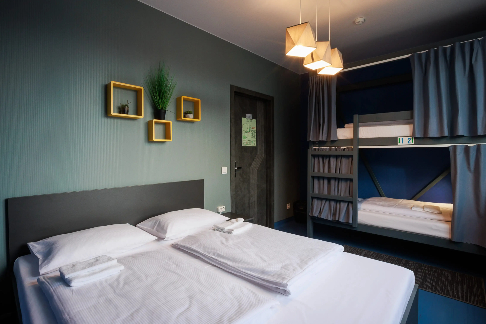 Hostel Bed Idea