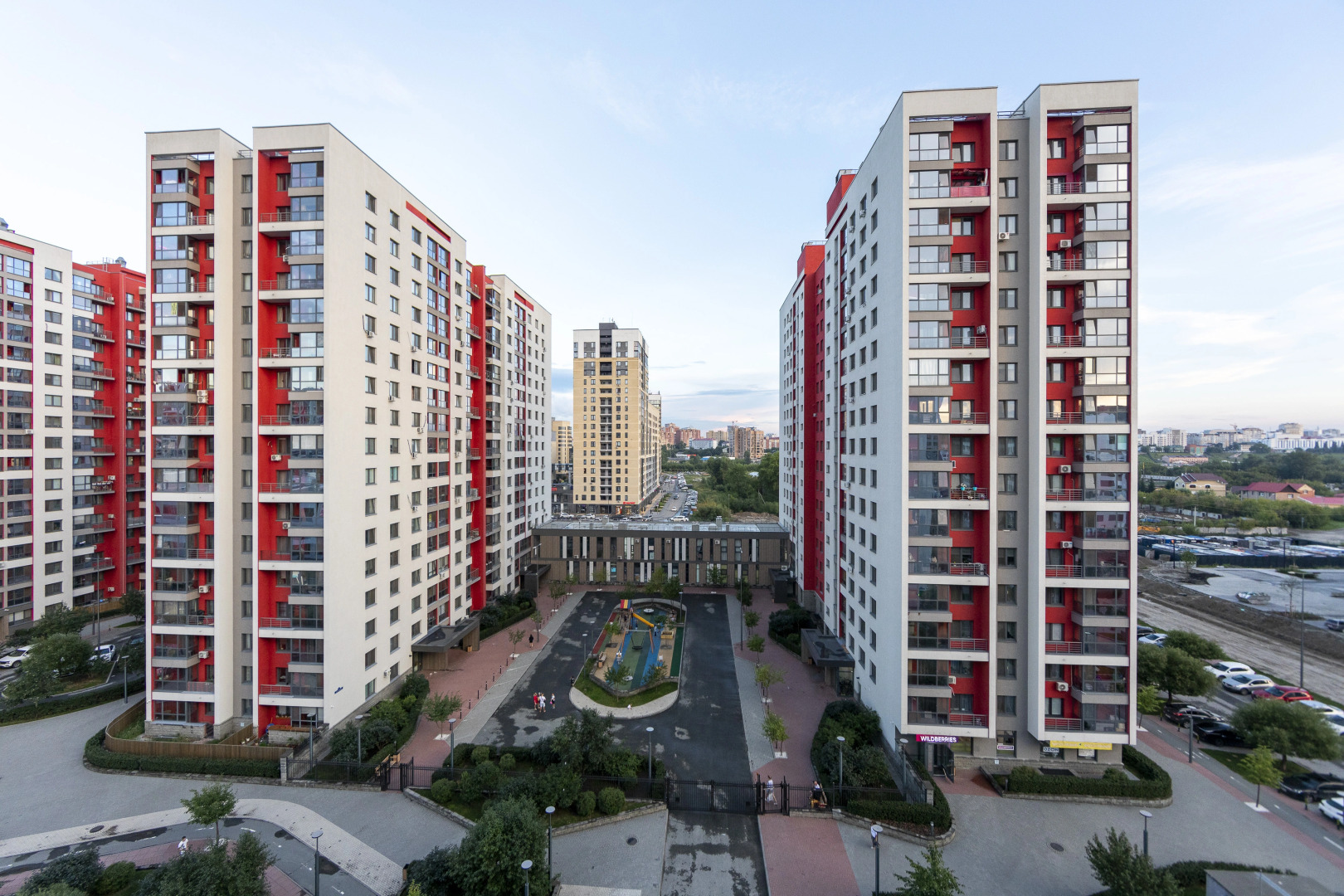 Апартаменты на Газовиков: Просторные 2-комнатные ВыДома