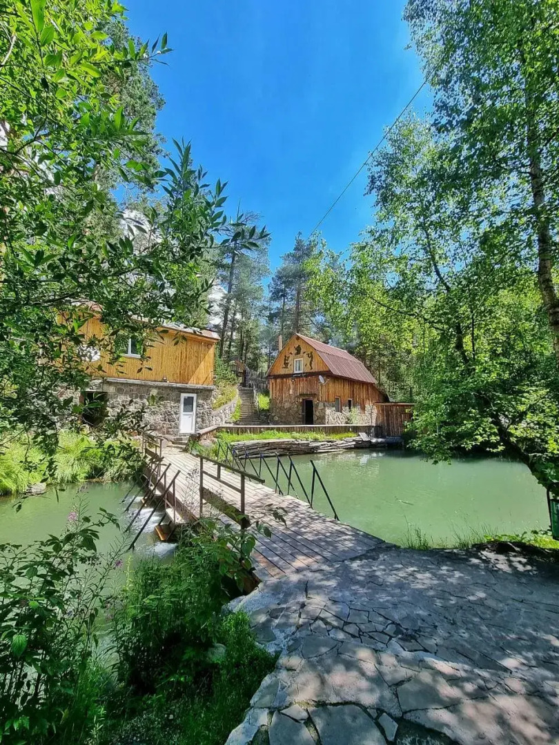 Отель Крокус