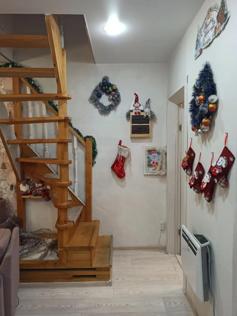 Частный дом у реки