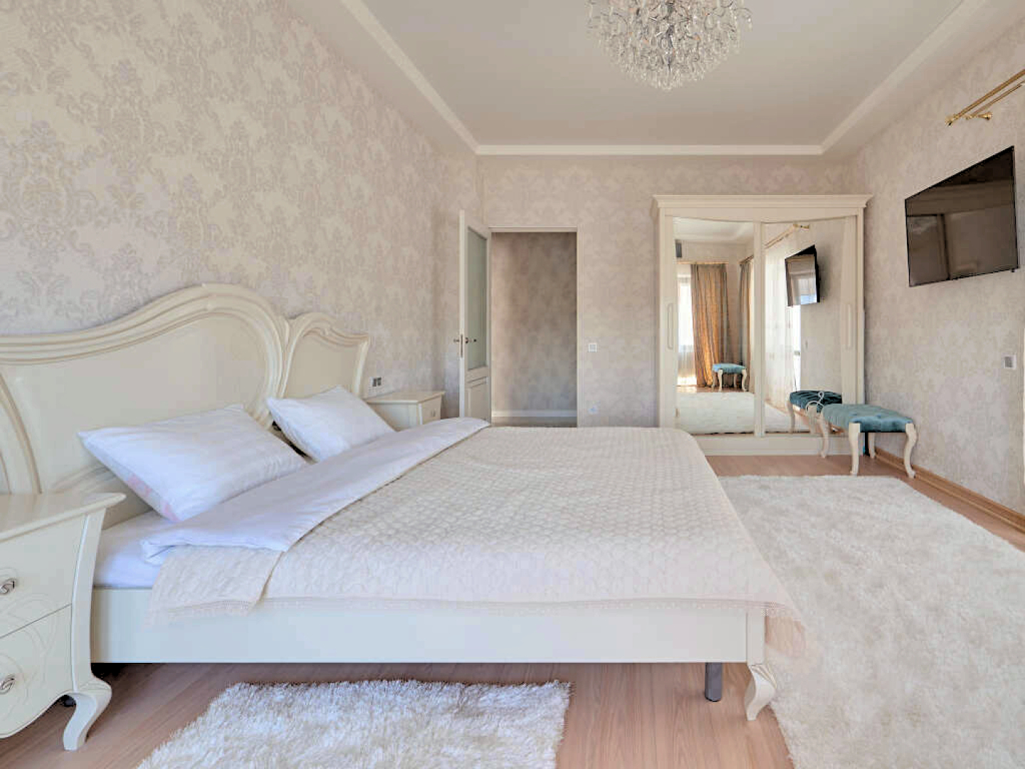 Апартаменты Green Park 92 с террасой