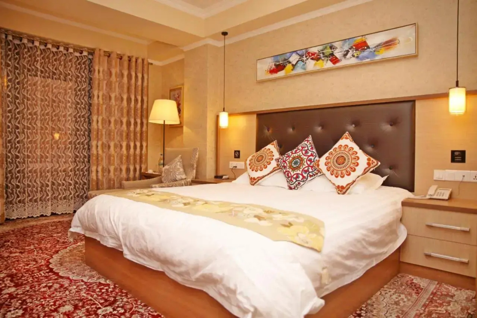 Отель Атлас