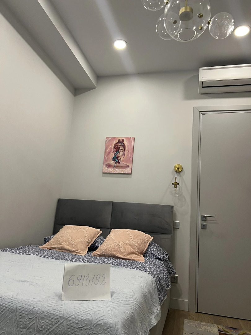 Апартаменты Четырехкомнатные Актёр Гэлакси