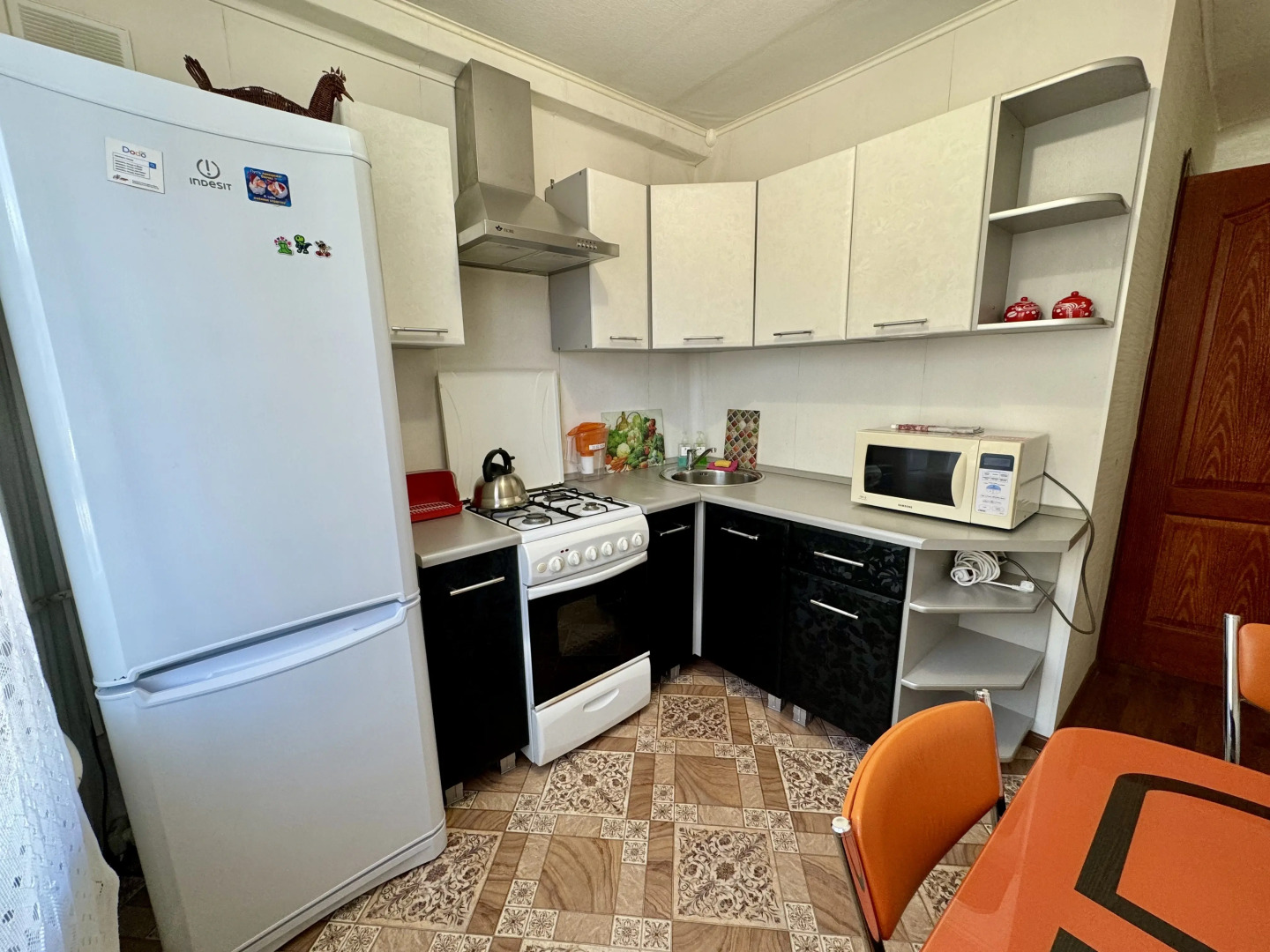 Апартаменты на Парижской коммуны 50