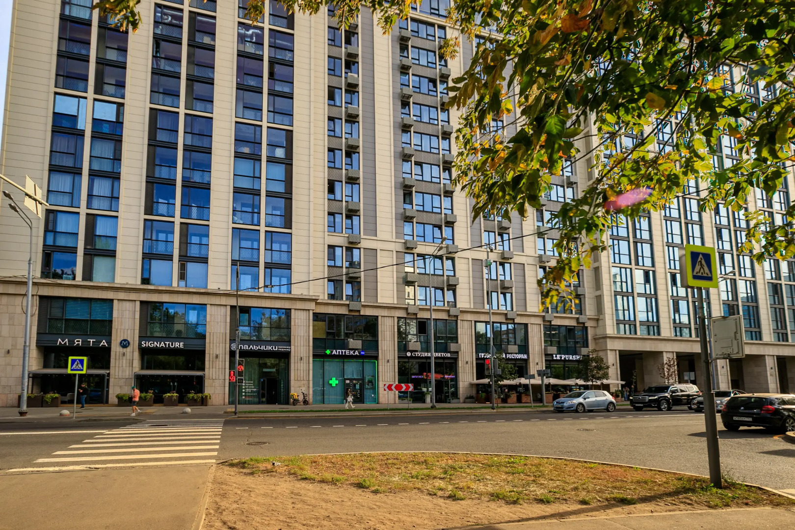 Апартаменты #1 Grey studio for 2+2 by Lo Apartments