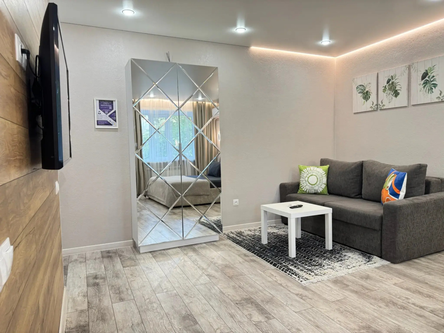 Квартира Элитная студия в центре города