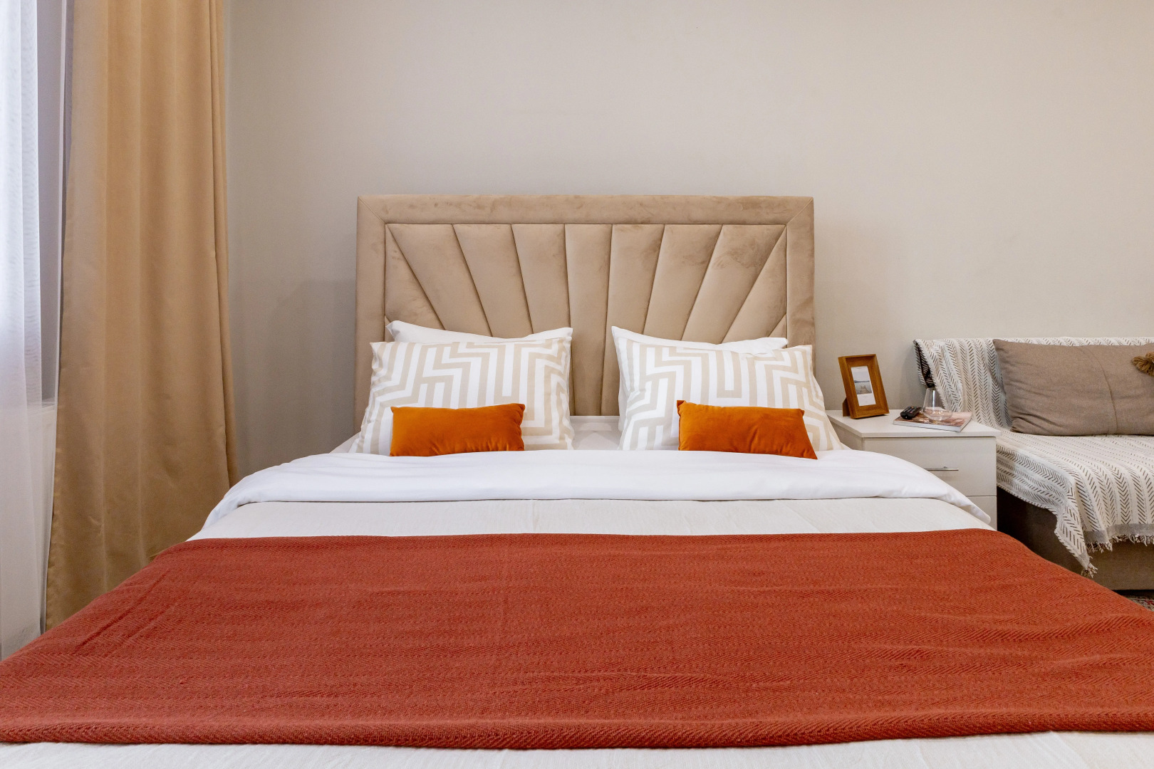 Квартира Возле Expo, есть все настольные игры