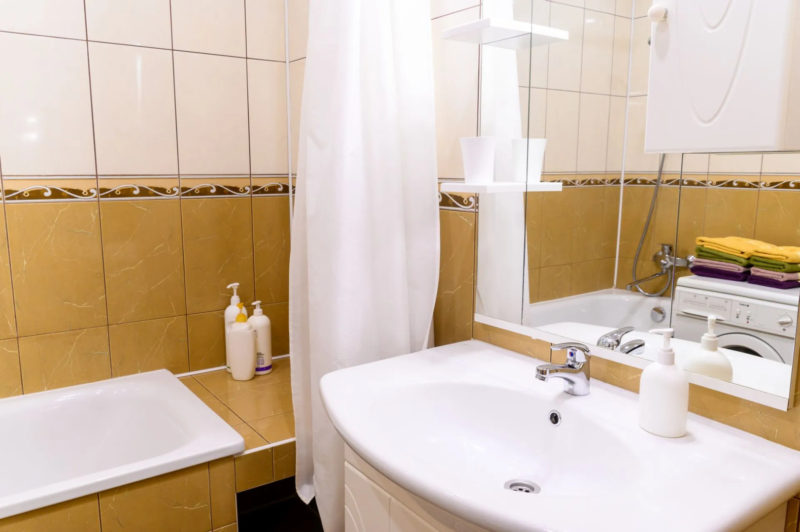 Апартаменты Евродвушка в центре города Сеть ЙоХоум