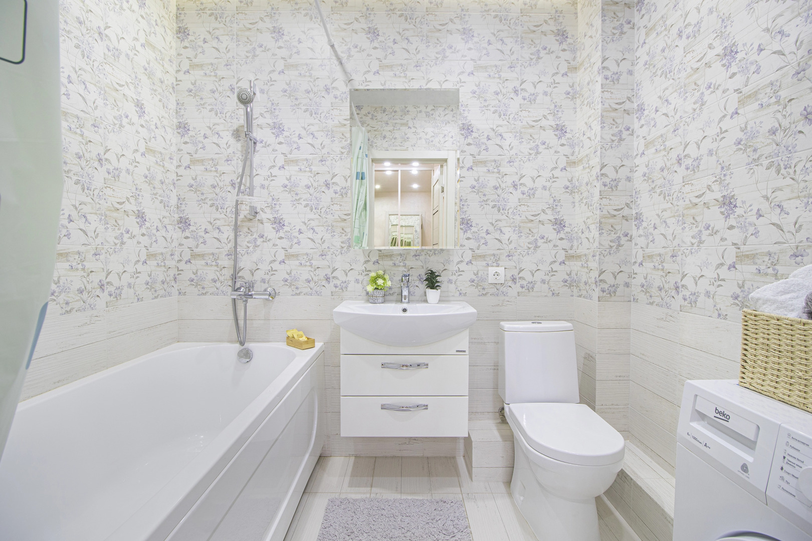 Апартаменты Apato с видом на Волгу с 25 этажа