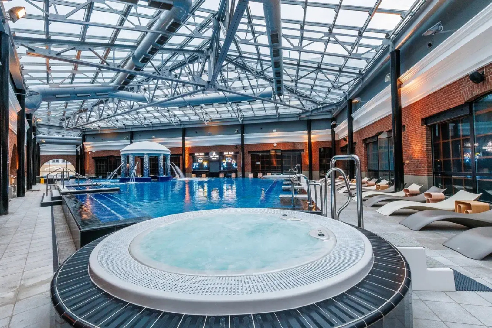 Отель Palace Bridge Hotel