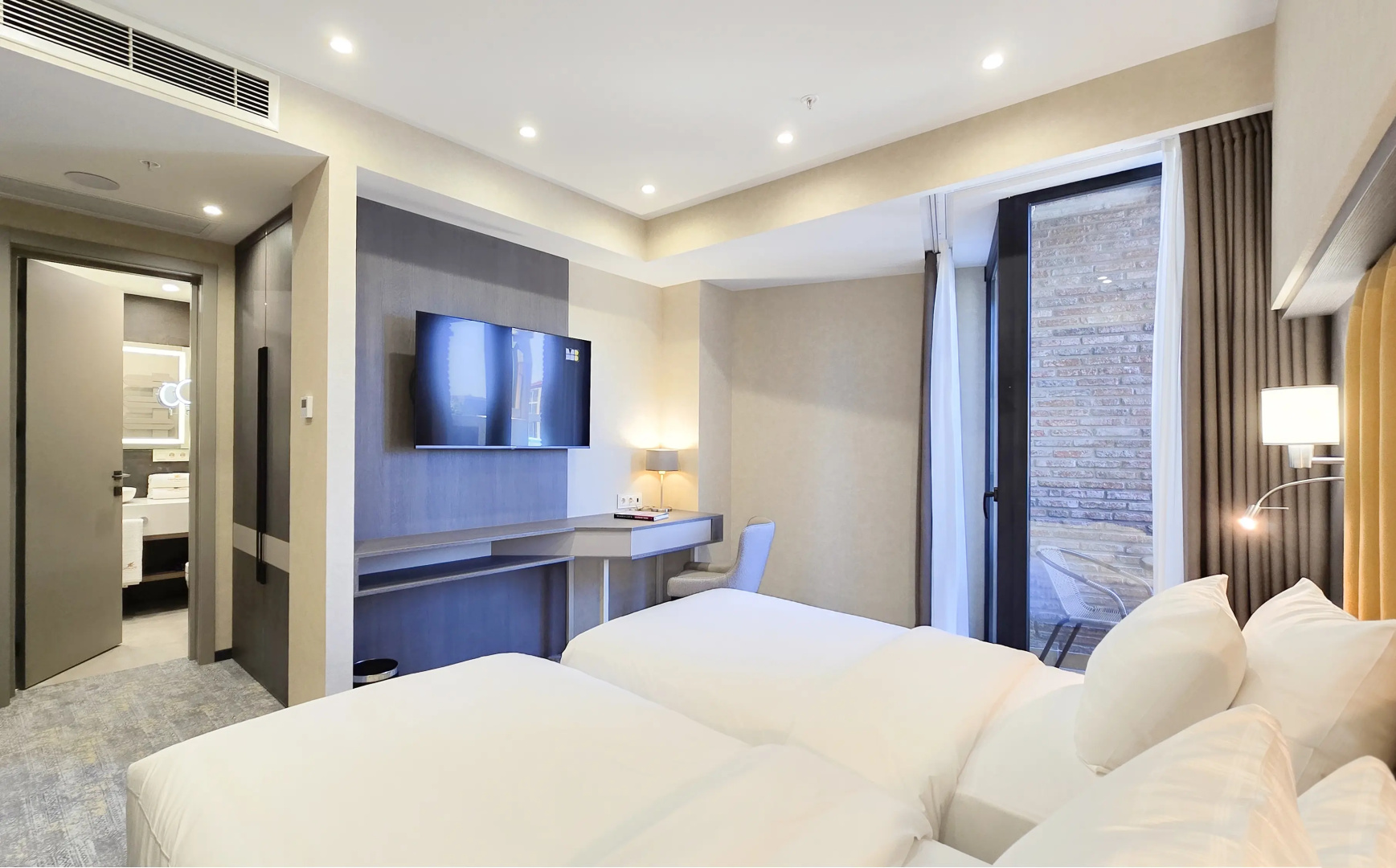 Отель Griffin Hotel